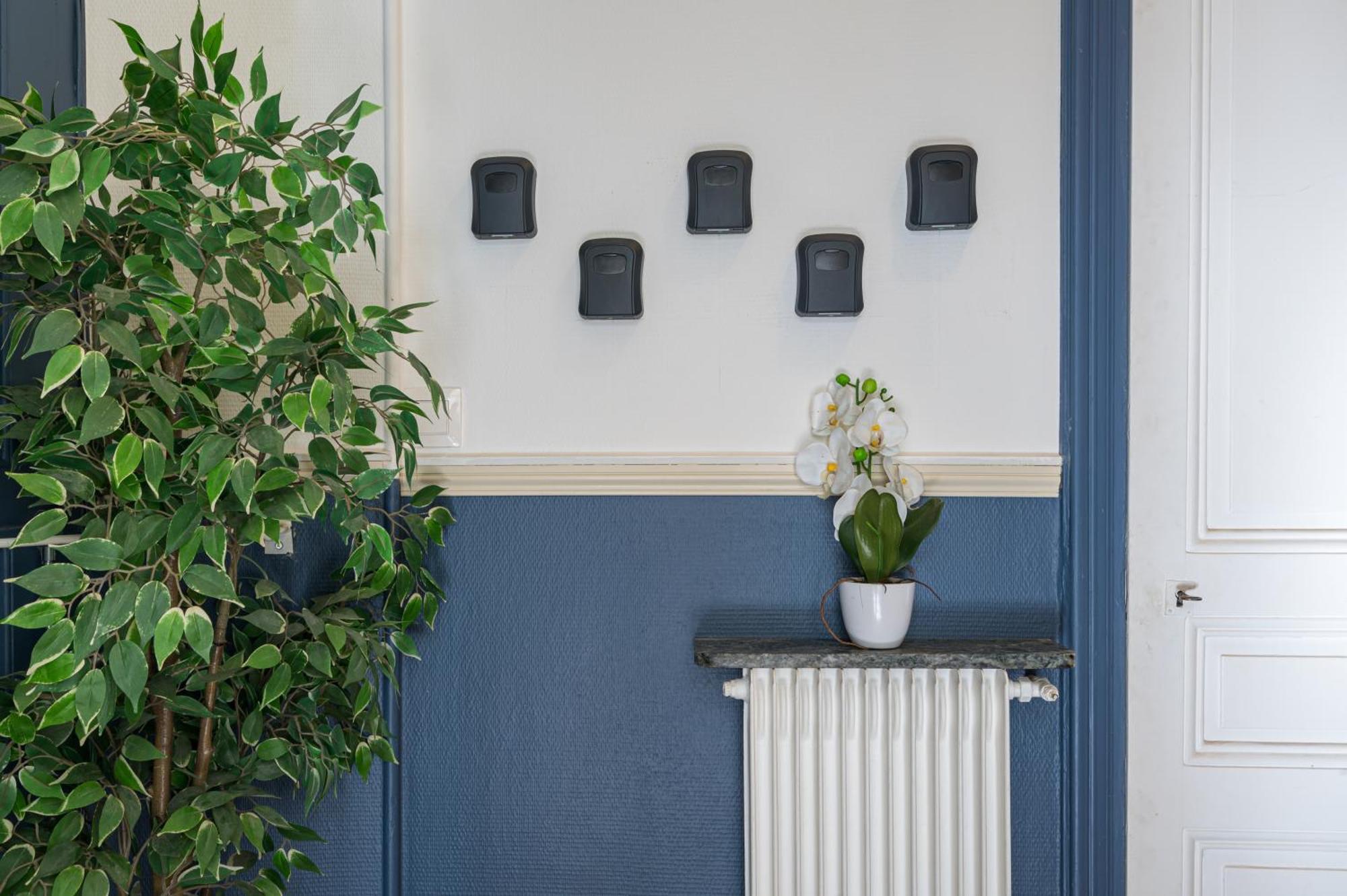 Guest House Chez Bastien Nice Bagian luar foto